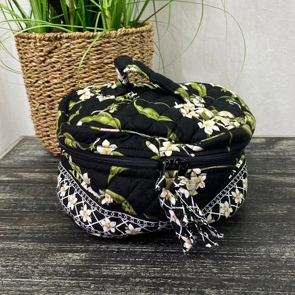 Vera Bradley SET of 5 Black Green & White Floral Quilted Travel Weekend Bags - Picture 9 of 11